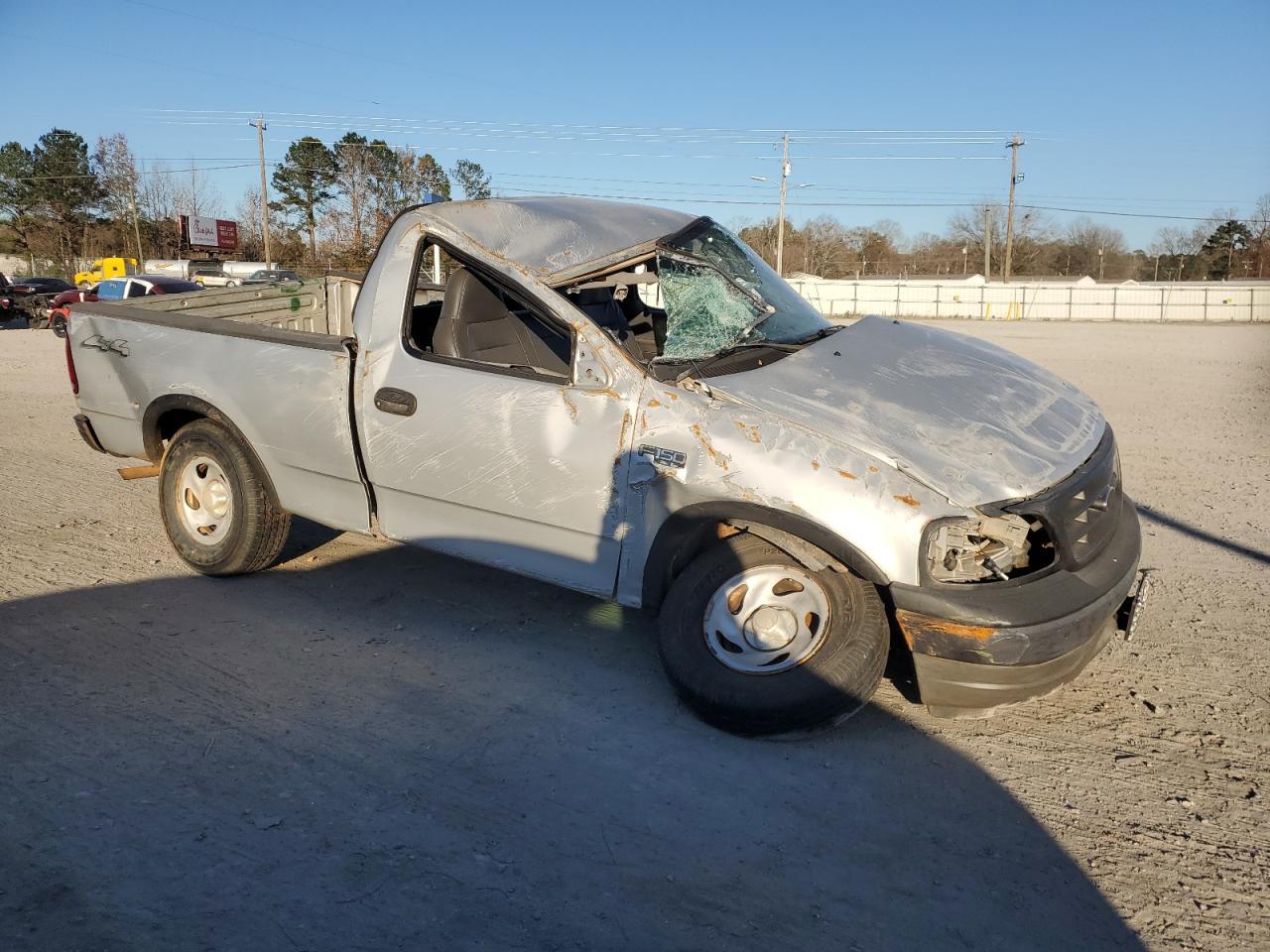 2003 Ford F150 - Image 4
