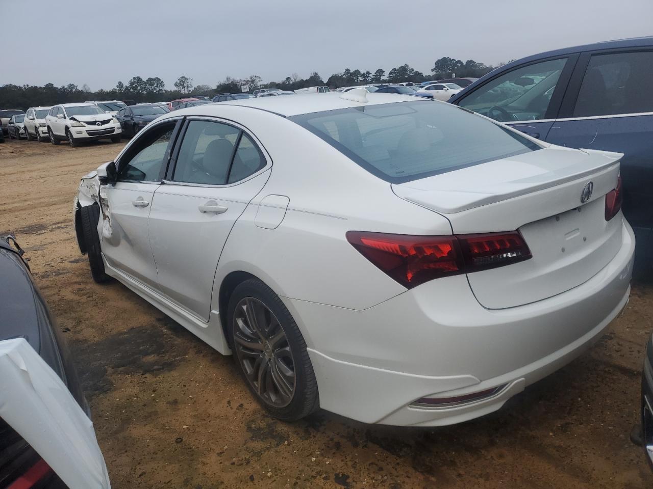 2015 Acura Tlx - Image 2