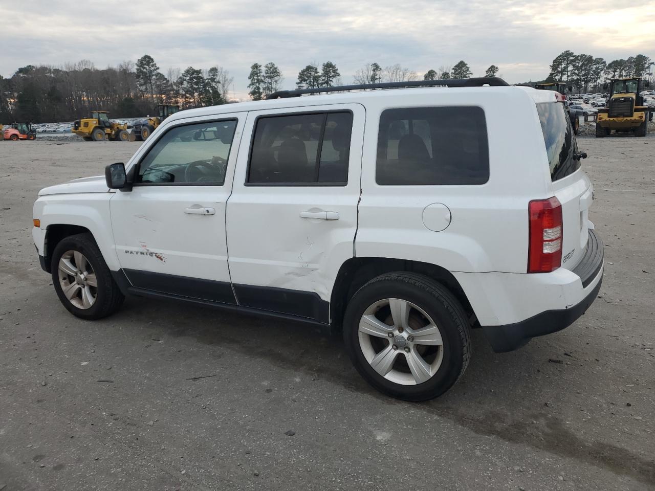 2014 Jeep Patriot Latitude - Image 2