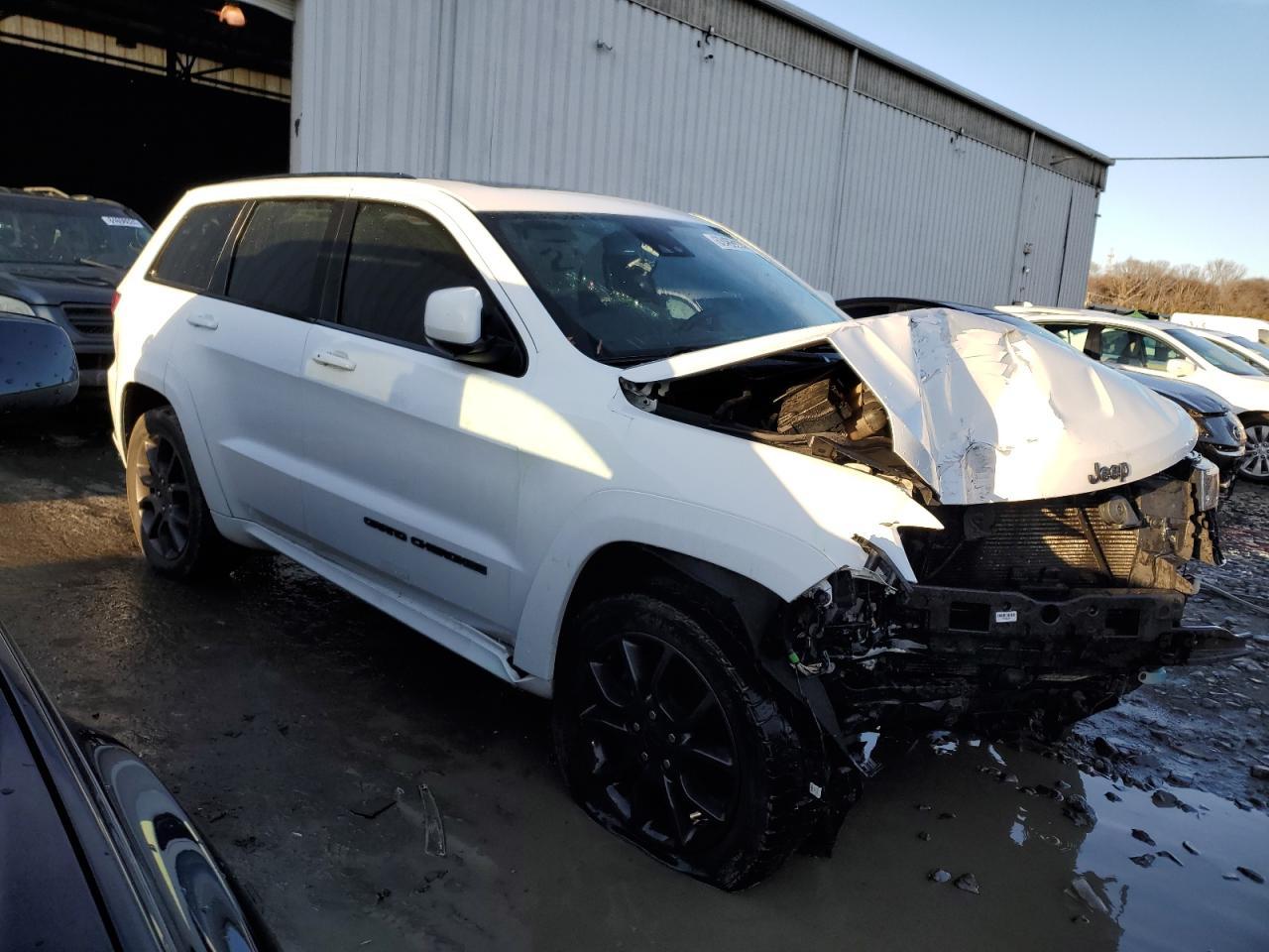 2021 Jeep Grand Cherokee Overland - Фото 4