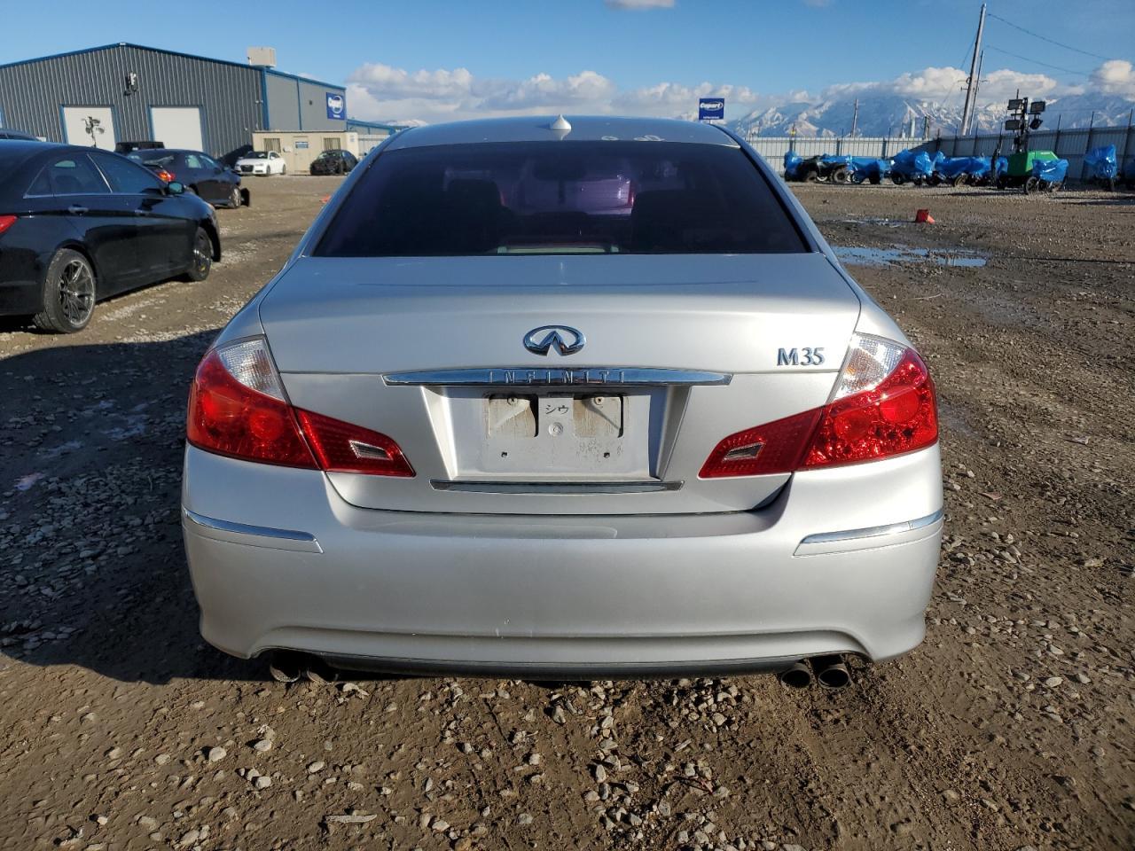 2008 Infiniti M35 Base - Image 6