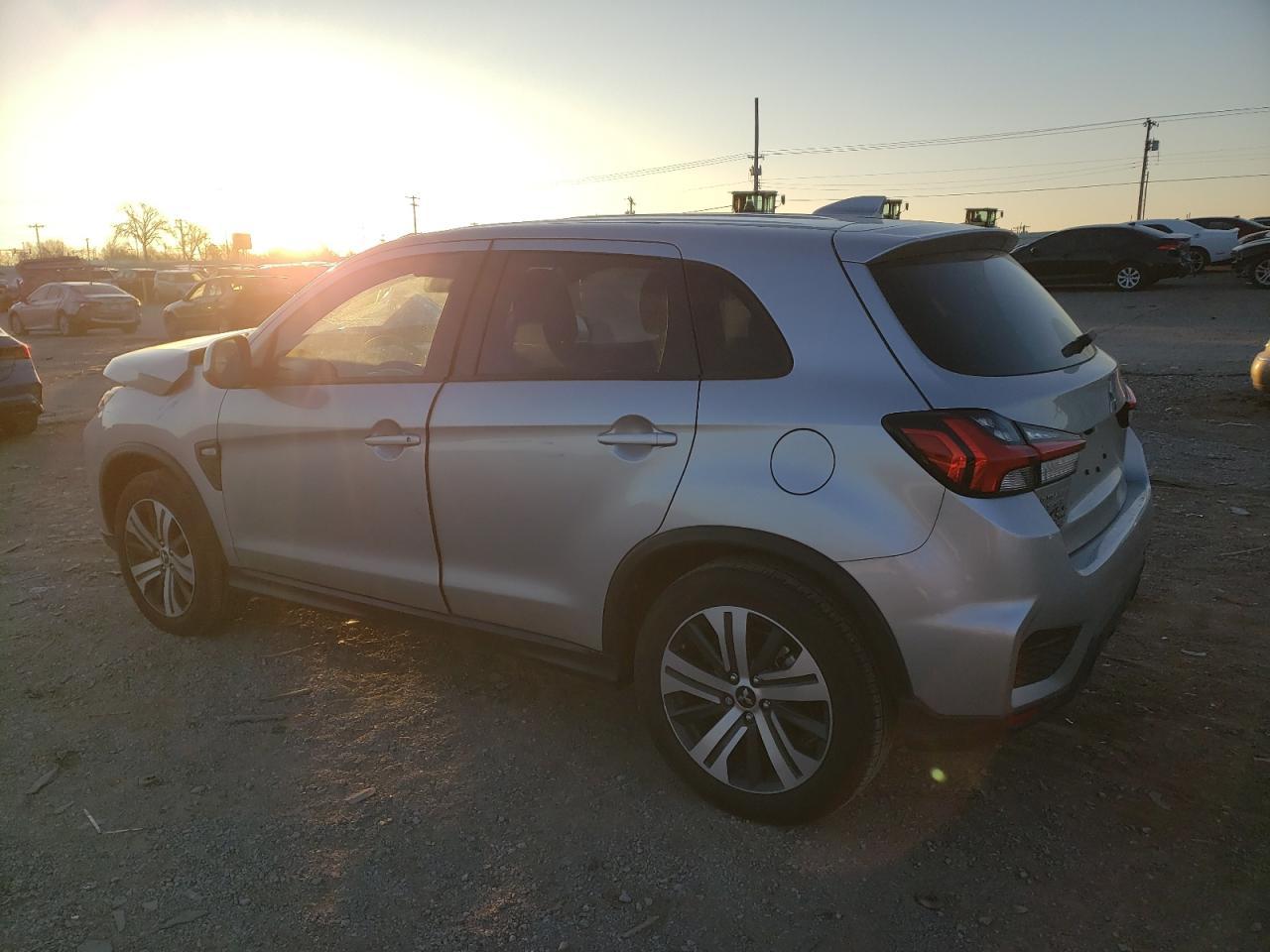 2024 Mitsubishi Outlander Sport S/Se - Фото 2