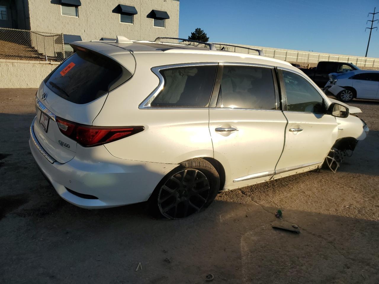 2016 Infiniti Qx60 Hybrid - Фото 3