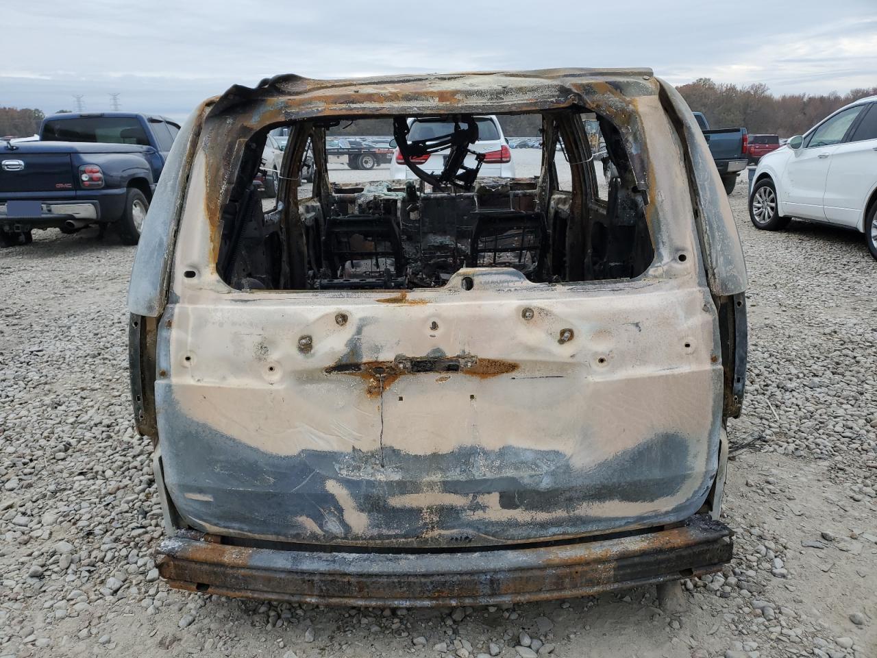 2013 Chrysler Town & Country Touring - Фото 6