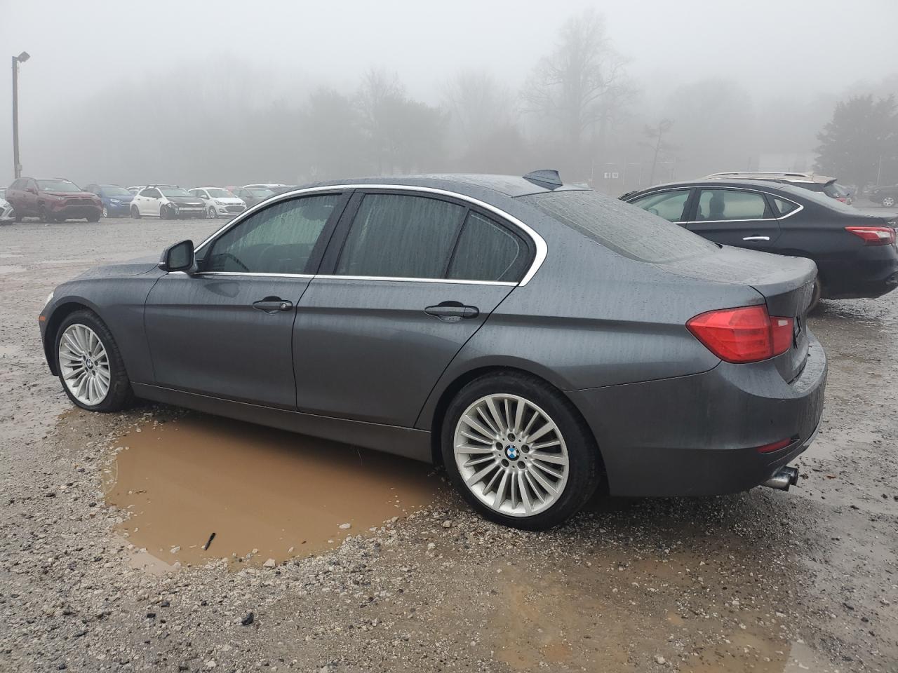 2012 BMW 328 I - Фото 2