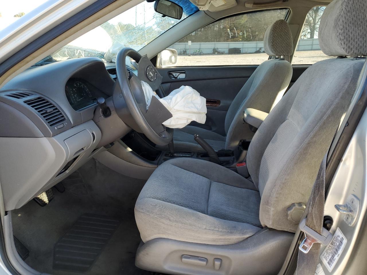 2003 Toyota Camry Le - Image 7