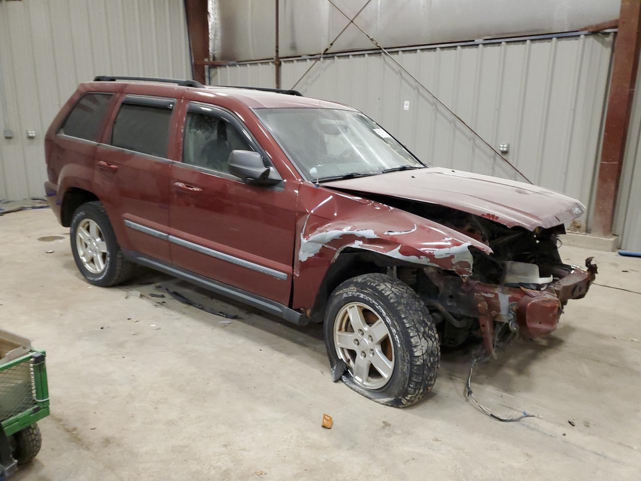 2007 Jeep Grand Cherokee Laredo - Image 4