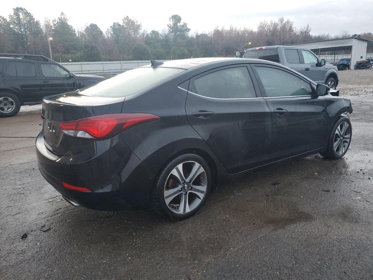 2016 Hyundai Elantra Se - Фото 3