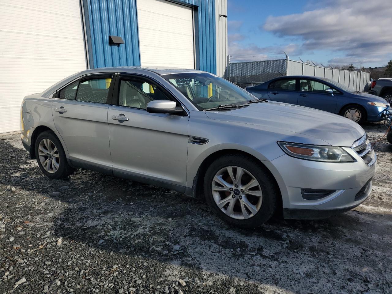 2011 Ford Taurus Sel - Image 4