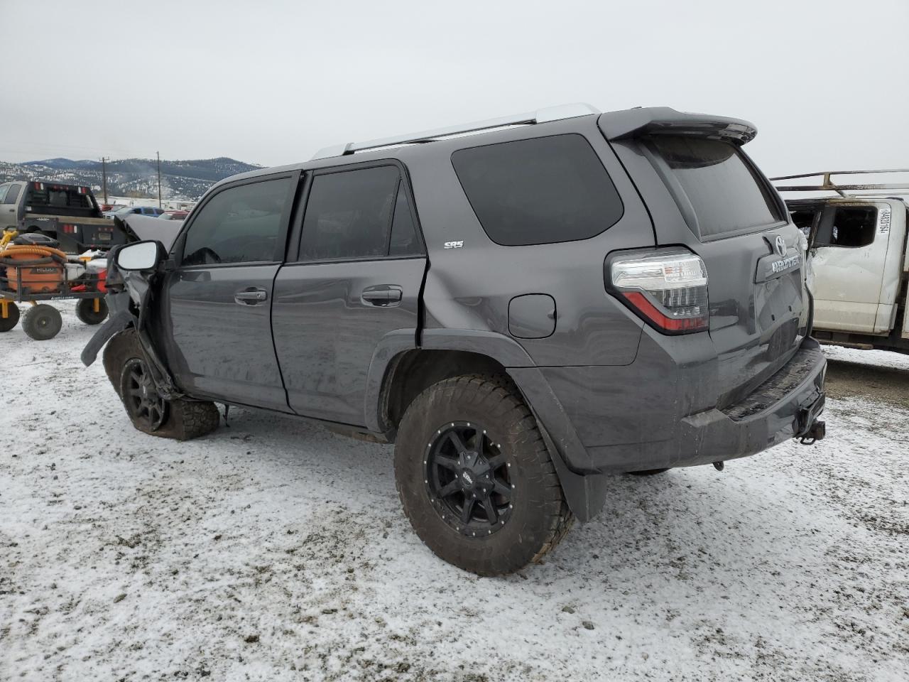 2016 Toyota 4Runner Sr5/Sr5 Premium - Image 2