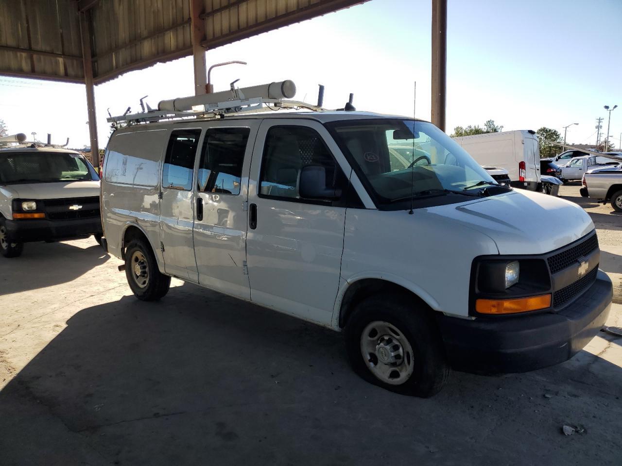 2013 Chevrolet Express G2500 - Фото 4