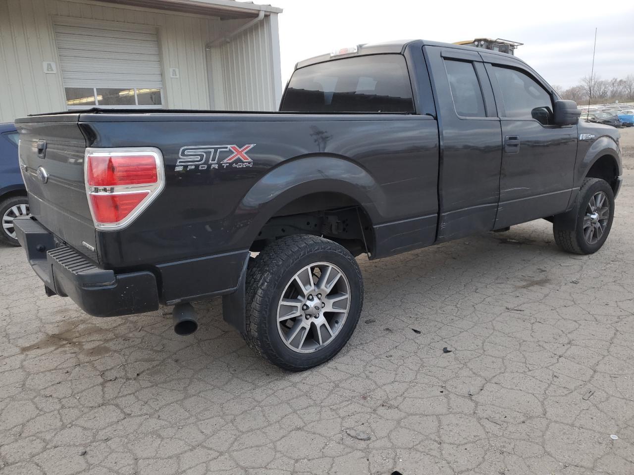 2014 Ford F150 Super Cab - Фото 3