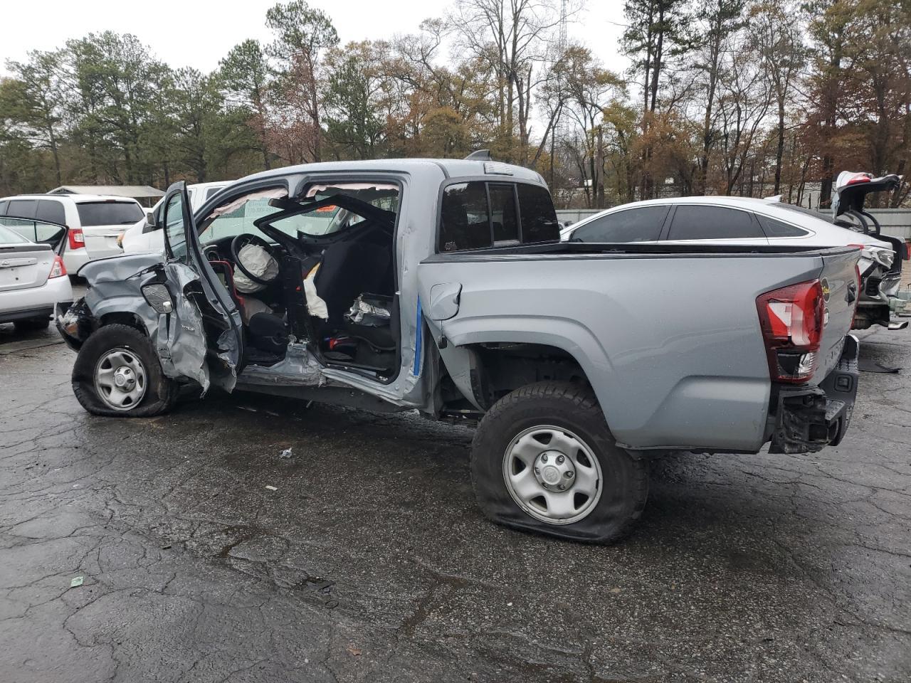 2021 Toyota Tacoma Double Cab - Фото 2