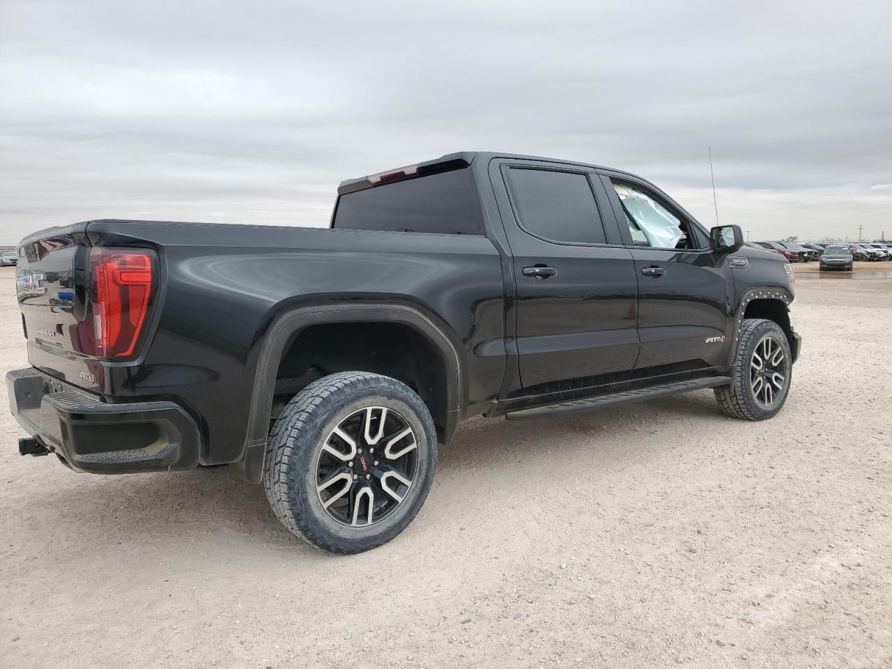 2021 GMC Sierra K1500 At4 - Фото 3