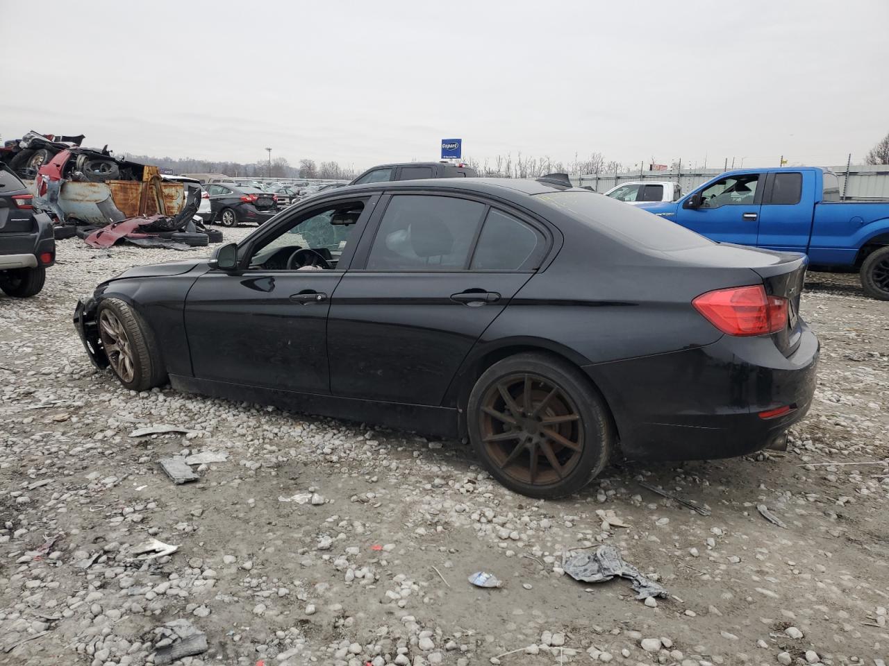 2014 BMW 320 I xDrive - Фото 2