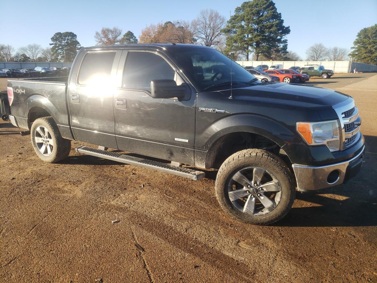 2013 Ford F150 - Image 4