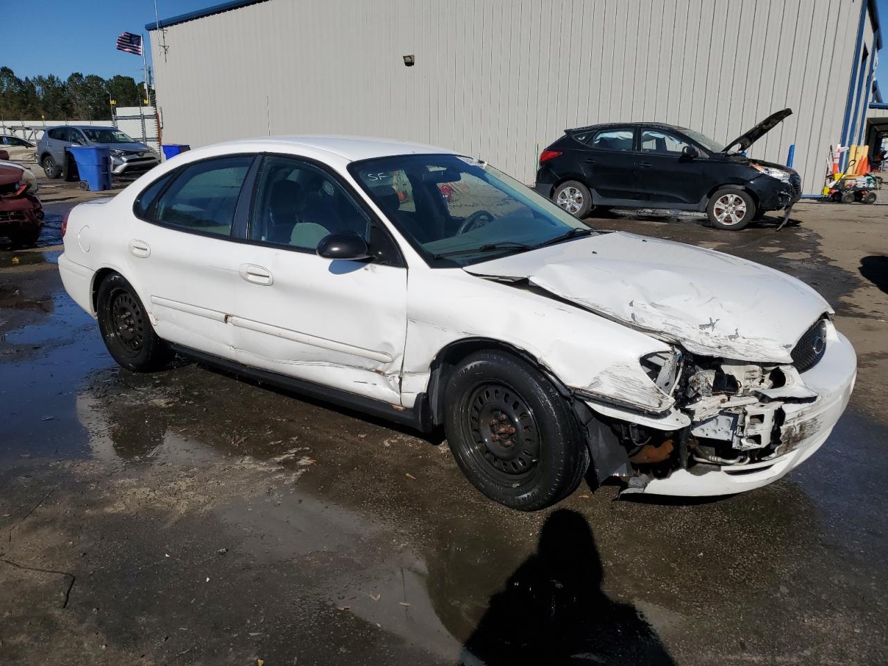 2005 Ford Taurus Se - Фото 4