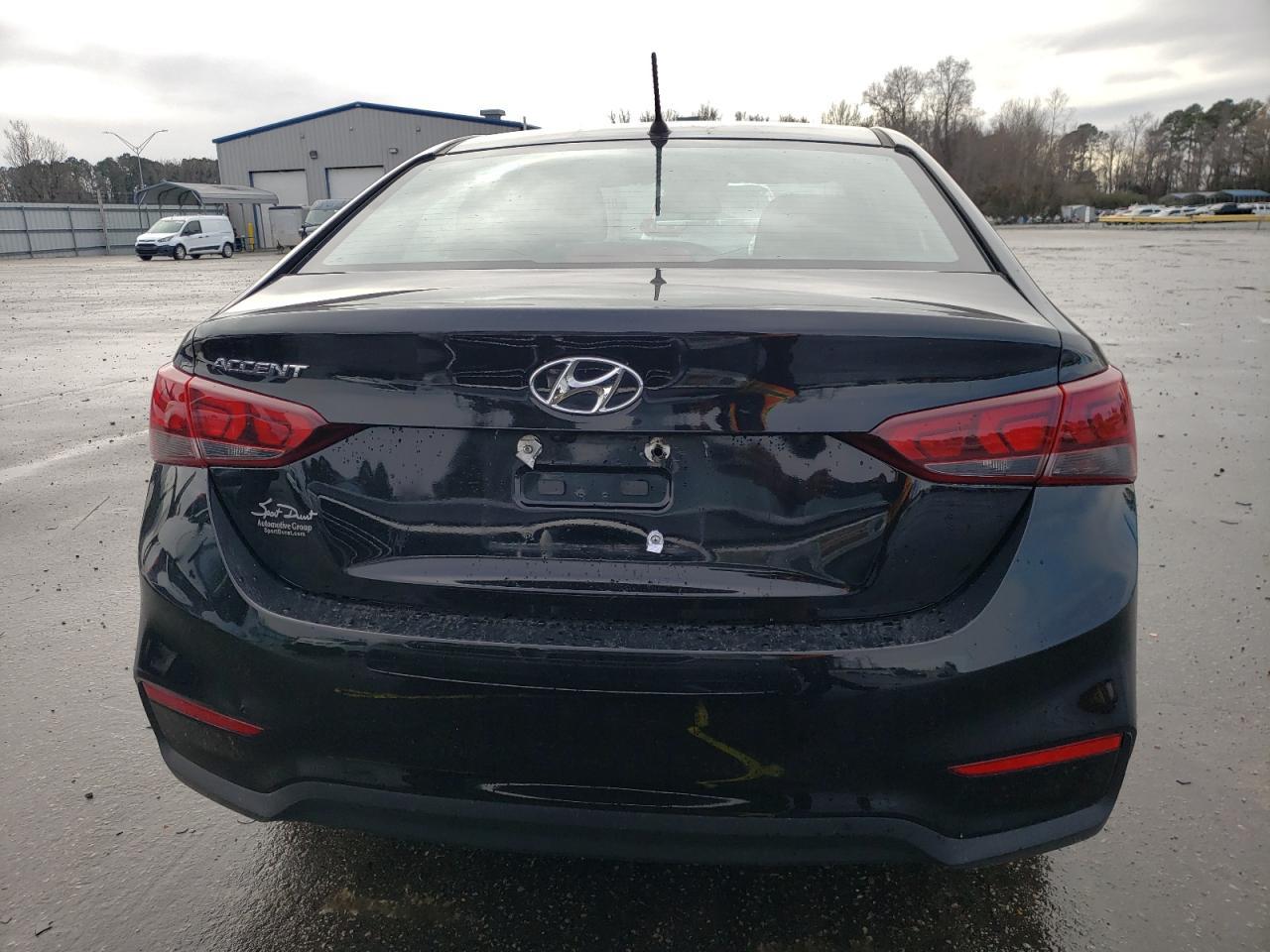 2020 Hyundai Accent Se - Image 6