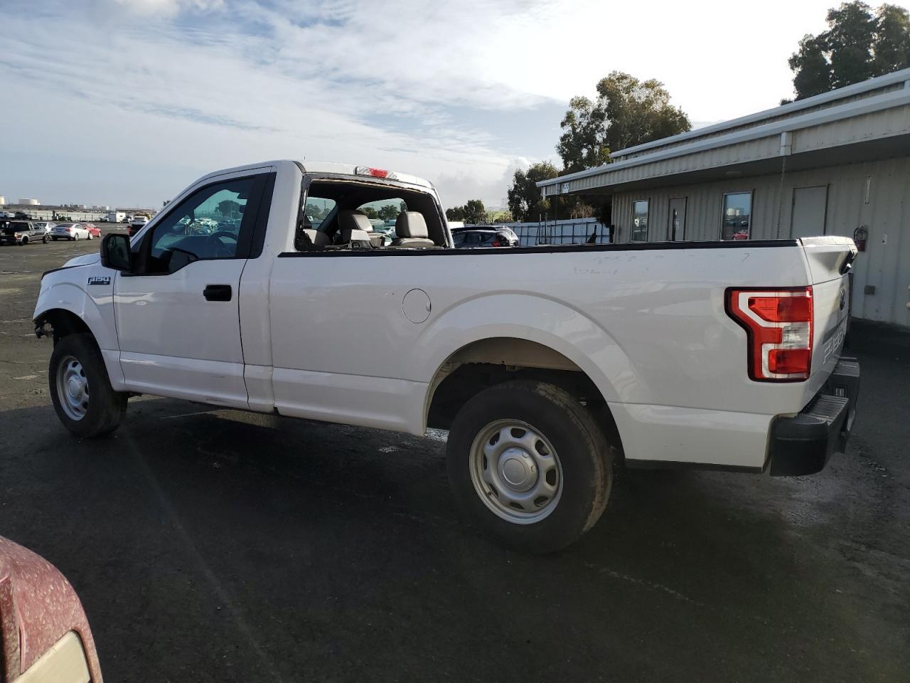 2019 Ford F150 - Image 2