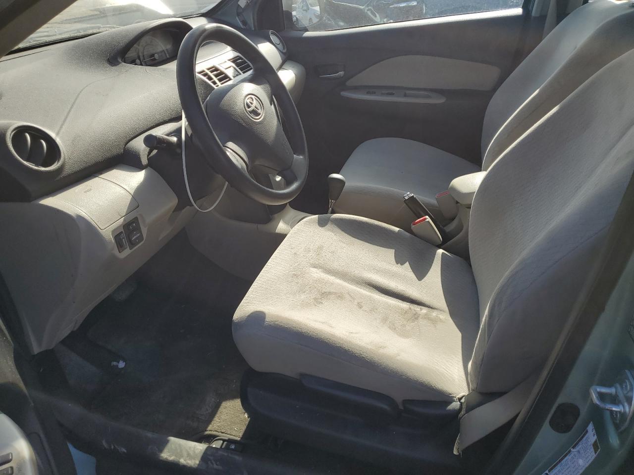 2007 Toyota Yaris - Фото 7