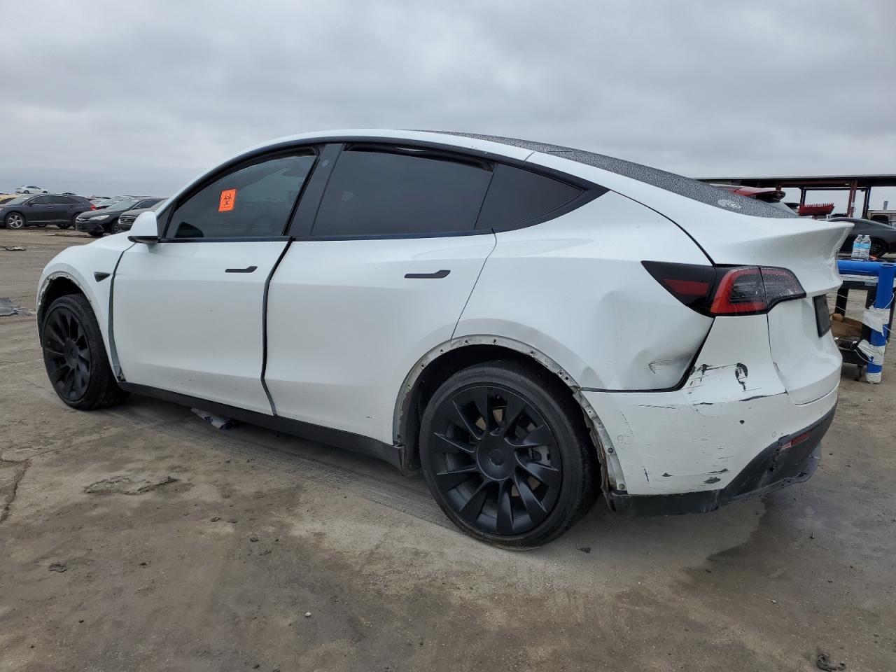 2021 Tesla Model Y - Image 2