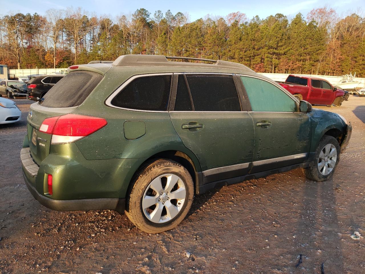 2011 Subaru Outback 2.5I Premium - Image 3