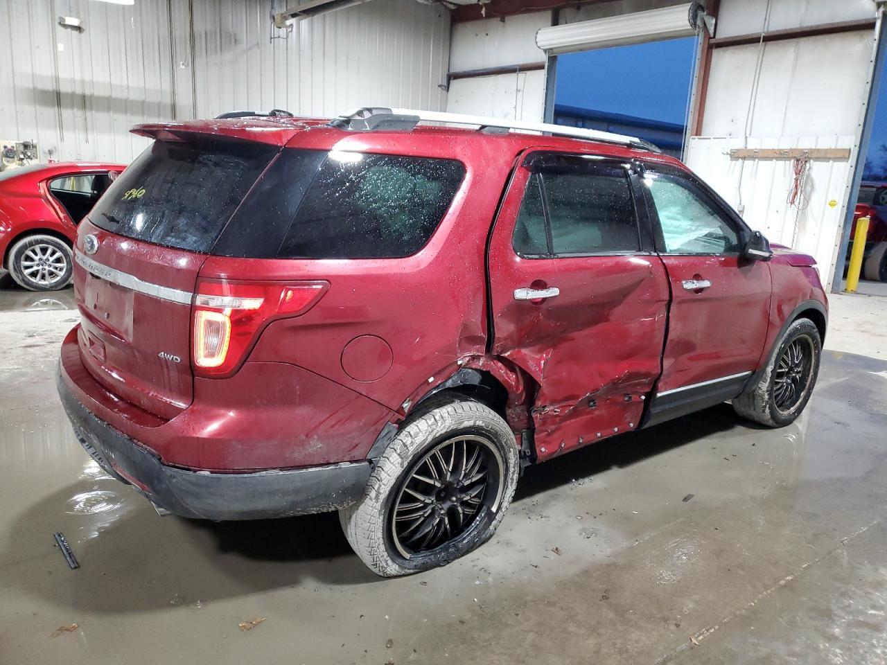 2014 Ford Explorer Xlt - Image 3