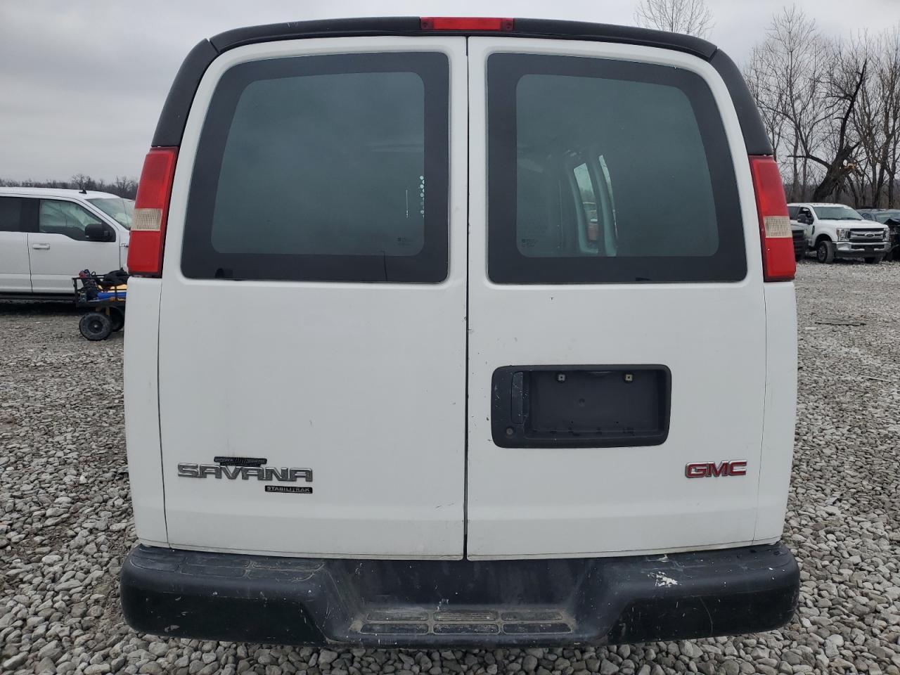 2013 GMC Savana G1500 - Image 6