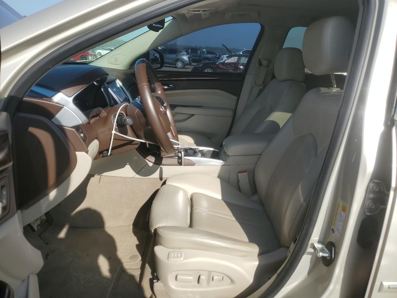 2016 Cadillac Srx Luxury Collection - Image 7