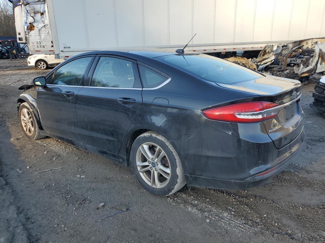 2018 Ford Fusion Se - Фото 2