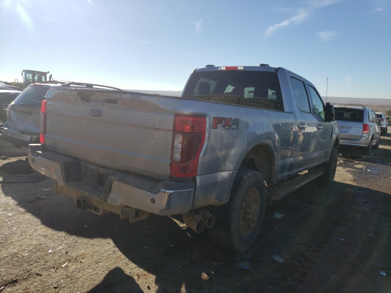 2022 Ford F250 Super Duty - Image 3