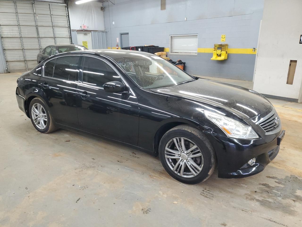 2012 Infiniti G37 - Фото 4