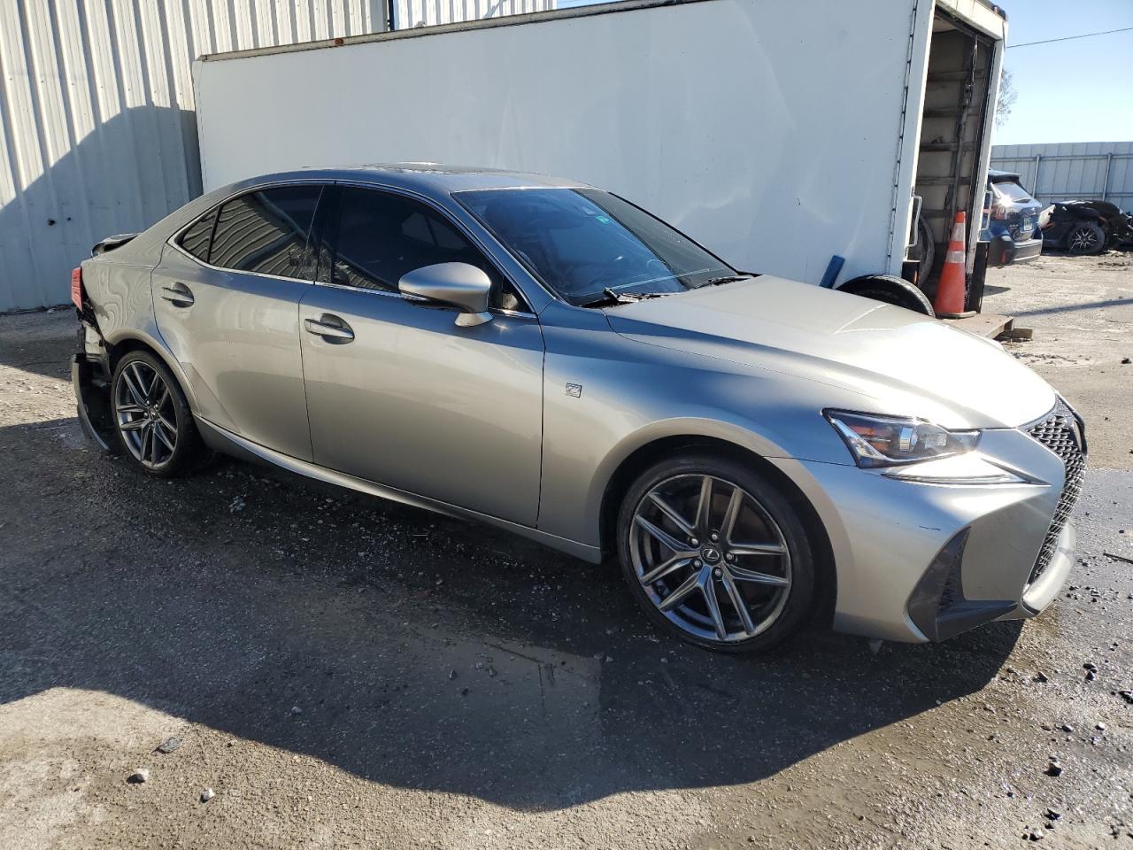 2018 Lexus Is 300 - Фото 4