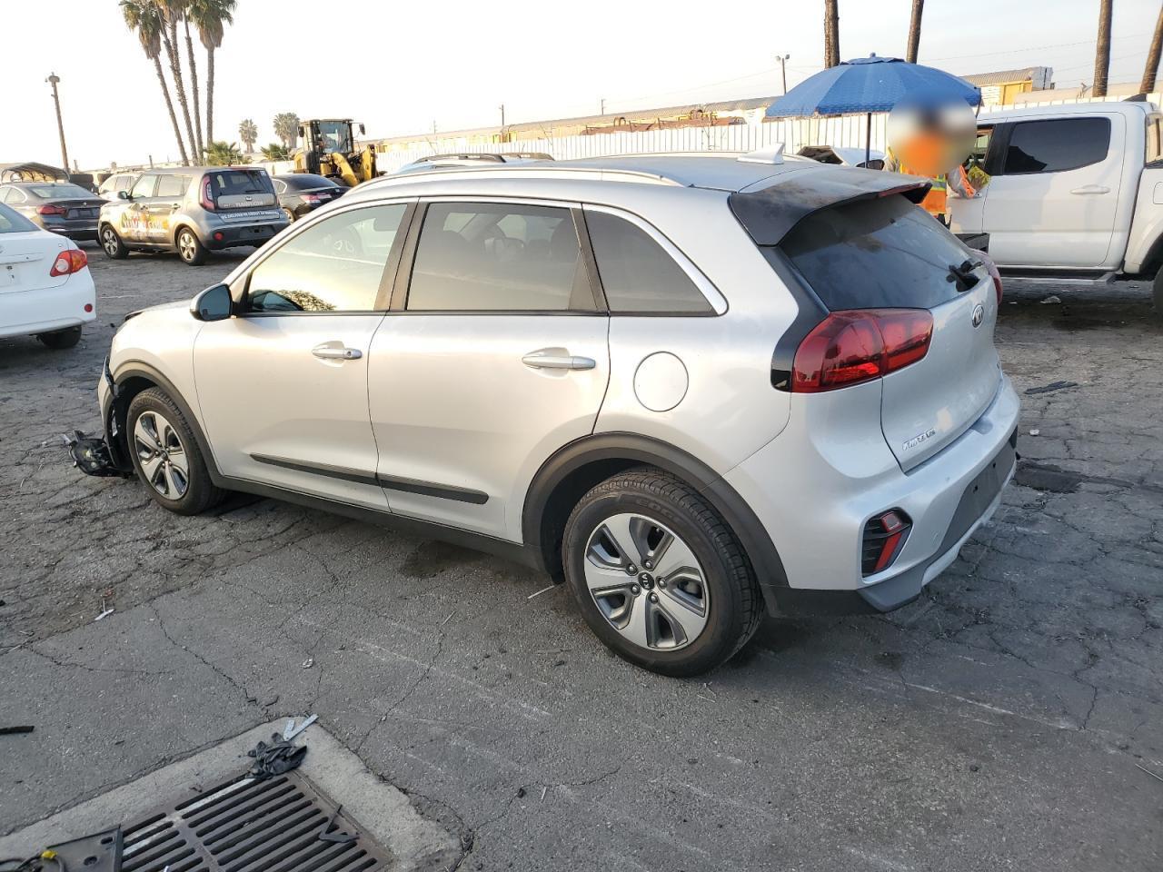 2020 Kia Niro Lx - Фото 2