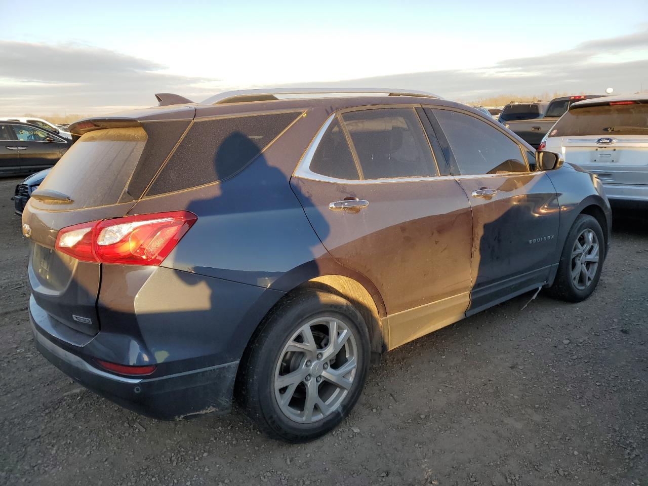 2018 Chevrolet Equinox Premier - Image 3