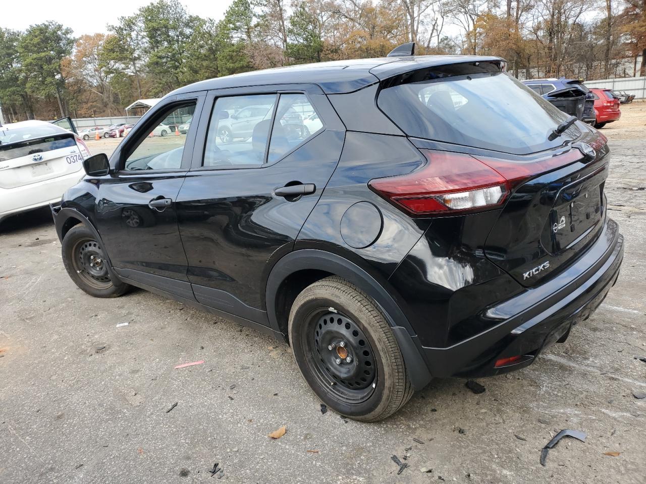 2024 Nissan Kicks S - Image 2