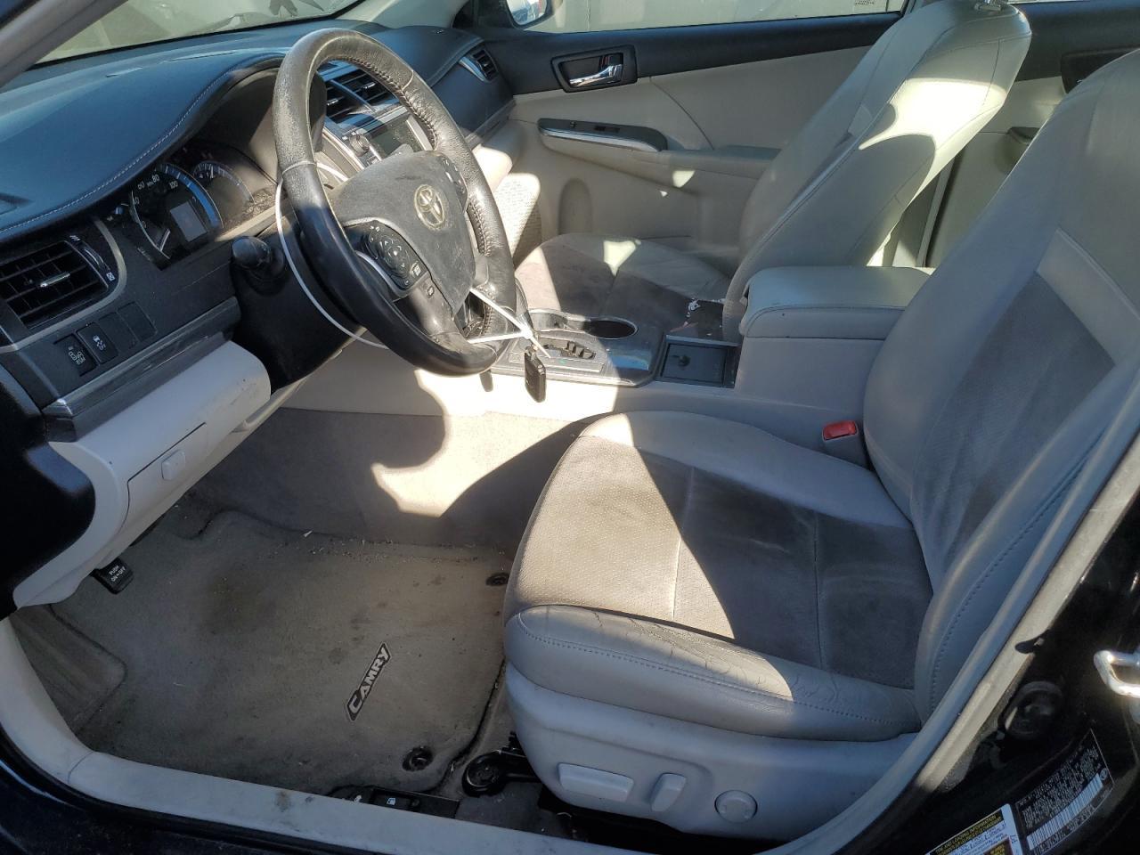 2012 Toyota Camry Hybrid - Image 7
