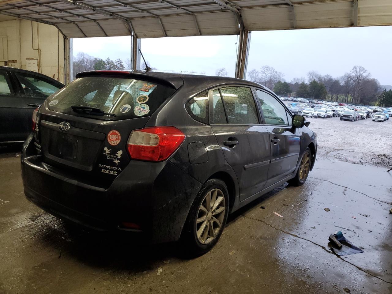 2014 Subaru Impreza Premium - Image 3