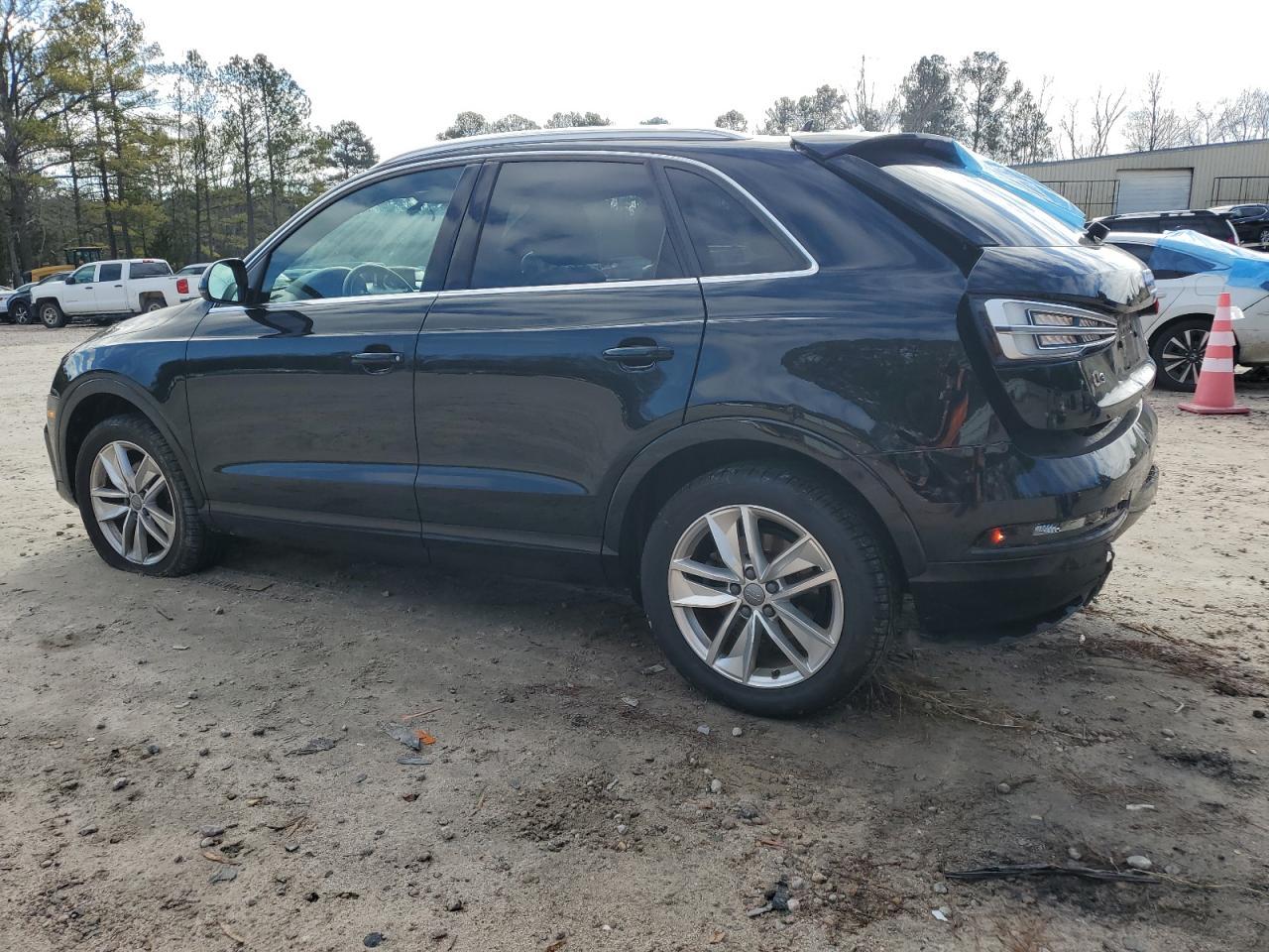 2016 Audi Q3 Premium Plus - Фото 2