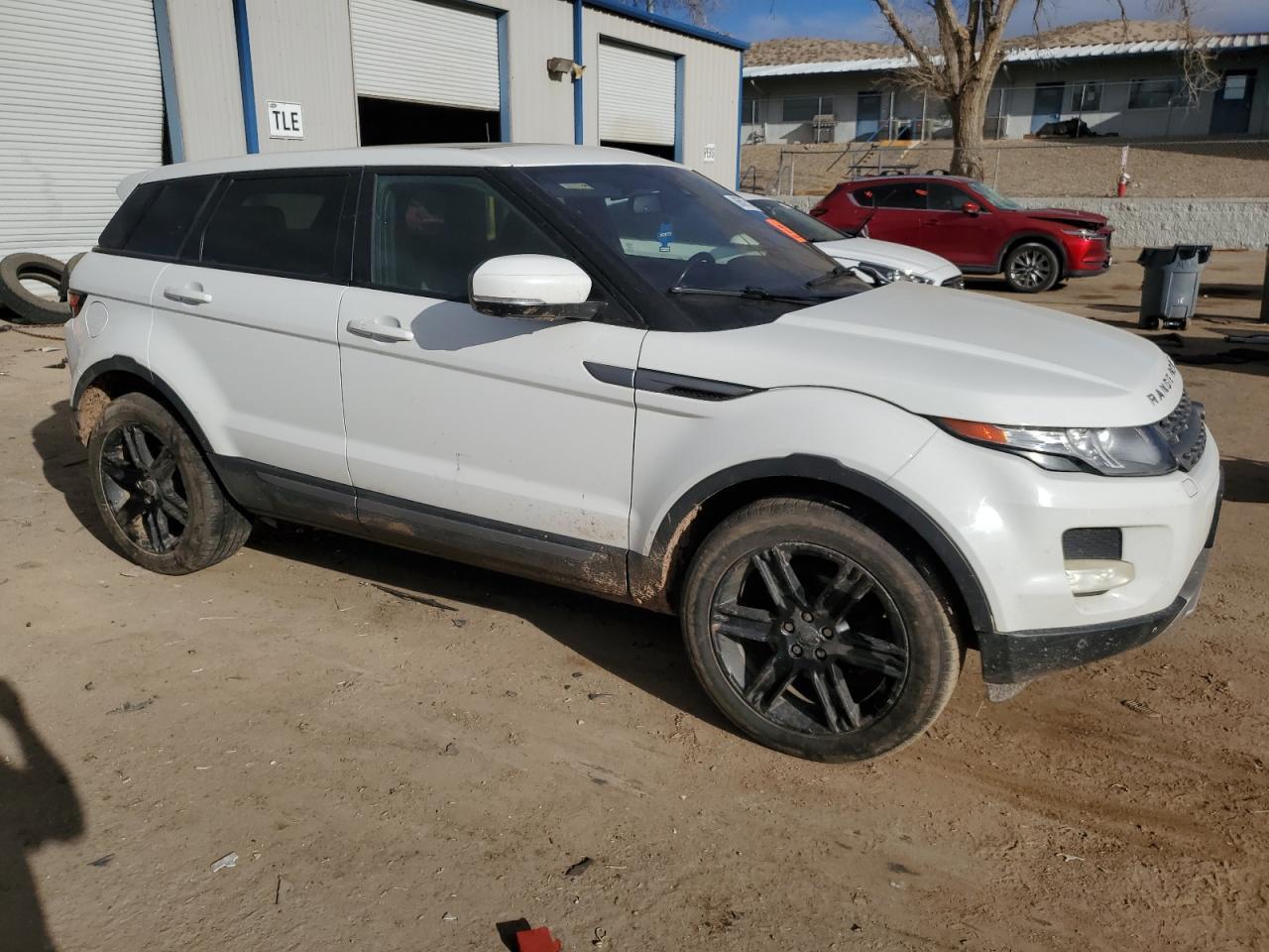 2013 Land Rover Range Rover Evoque Pure Premium - Image 4