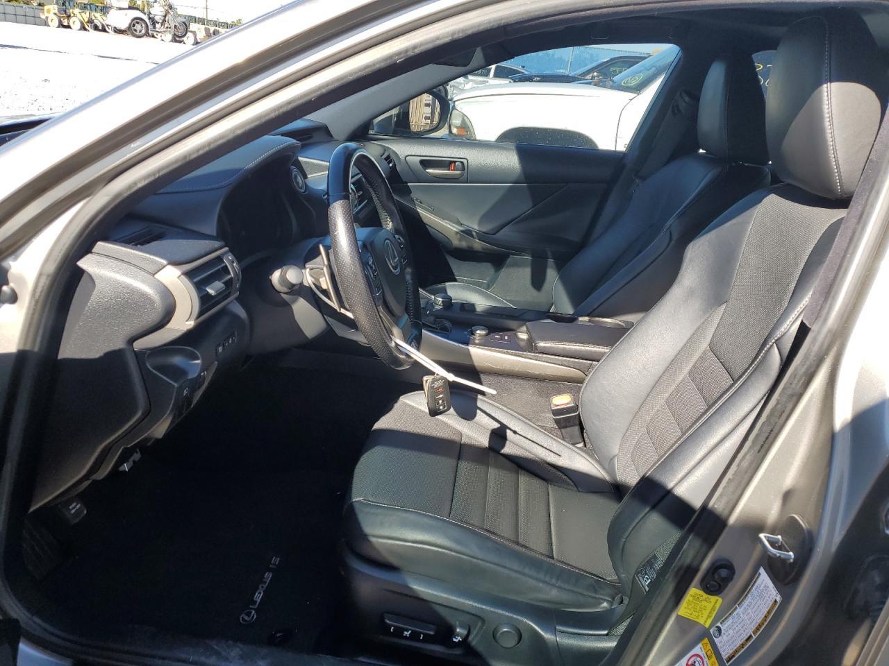 2018 Lexus Is 300 - Фото 7