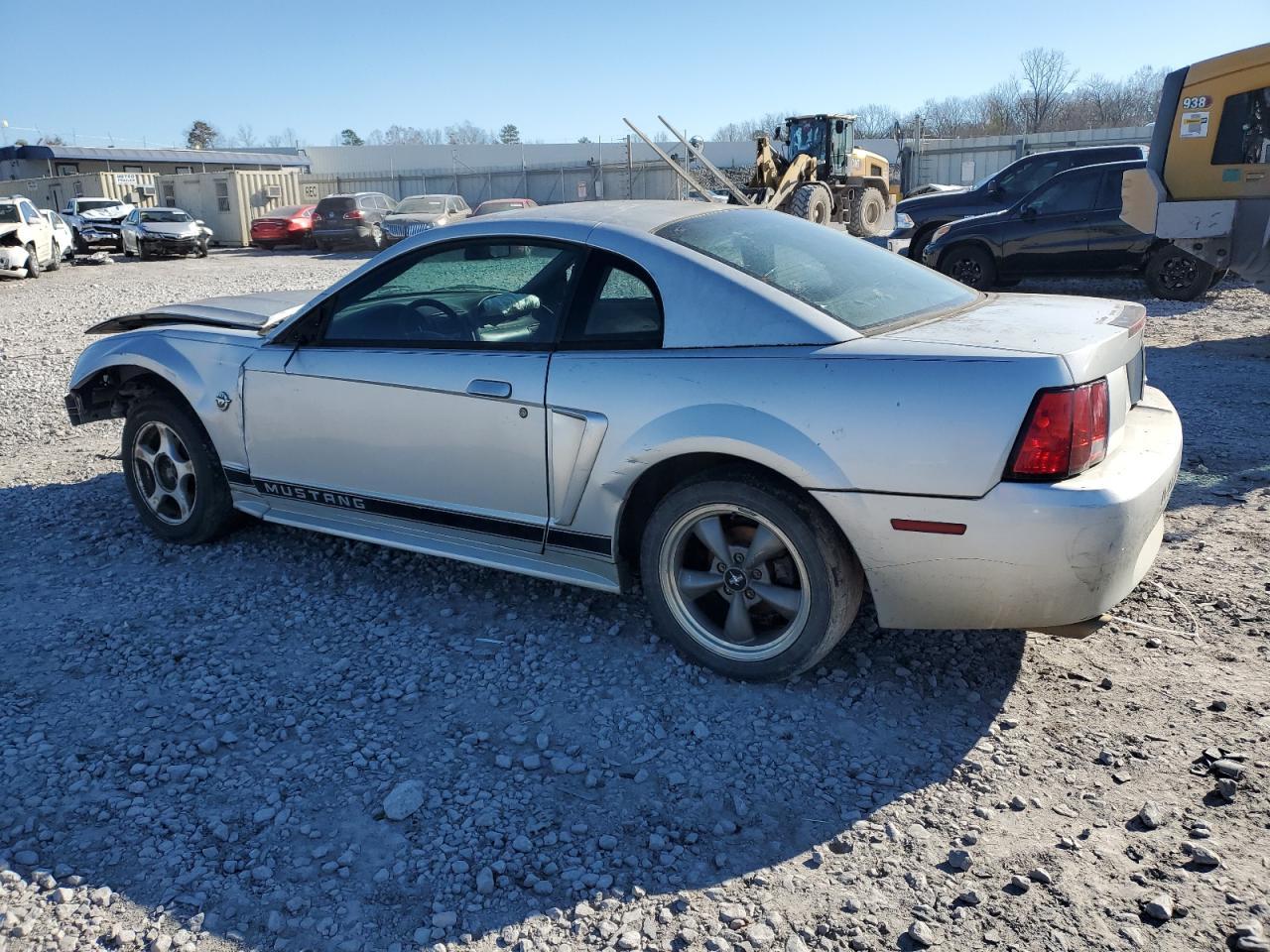 2004 Ford Mustang - Фото 2