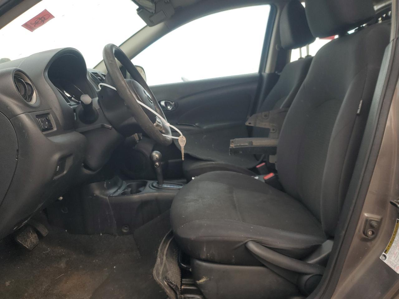 2013 Nissan Versa S - Фото 7