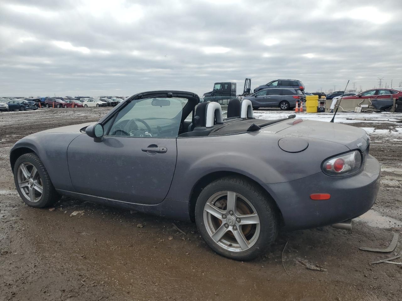 2006 Mazda Mx-5 Miata - Image 2