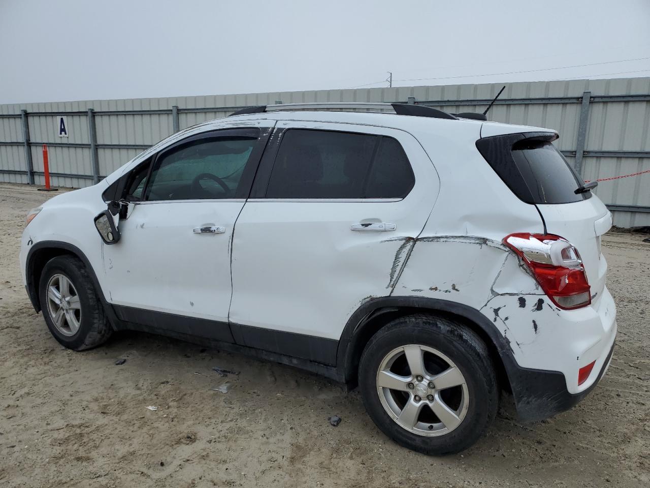 2017 Chevrolet Trax 1Lt - Фото 2