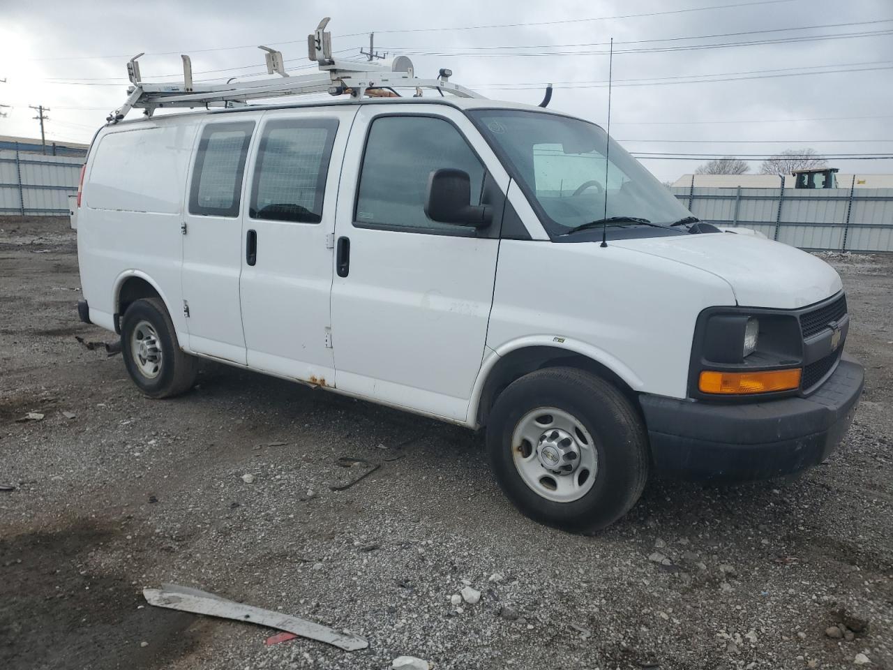 2013 Chevrolet Express G2500 - Фото 4