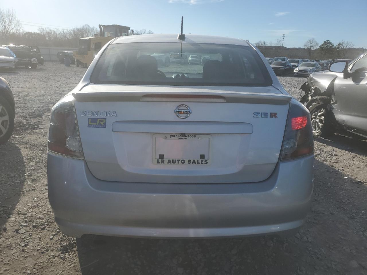 2011 Nissan Sentra Se-R - Фото 6