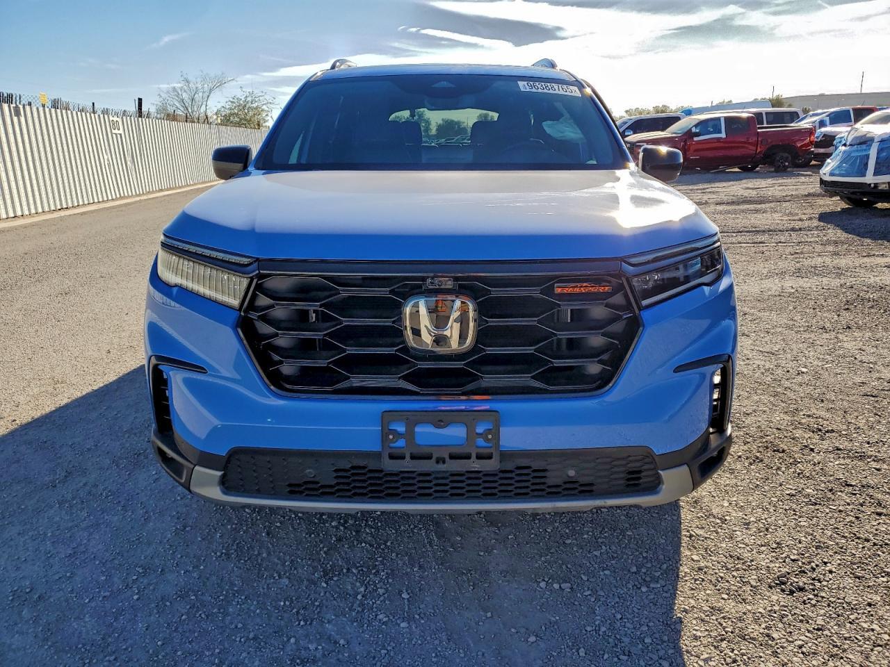 2025 Honda Pilot Trailsport - Фото 5