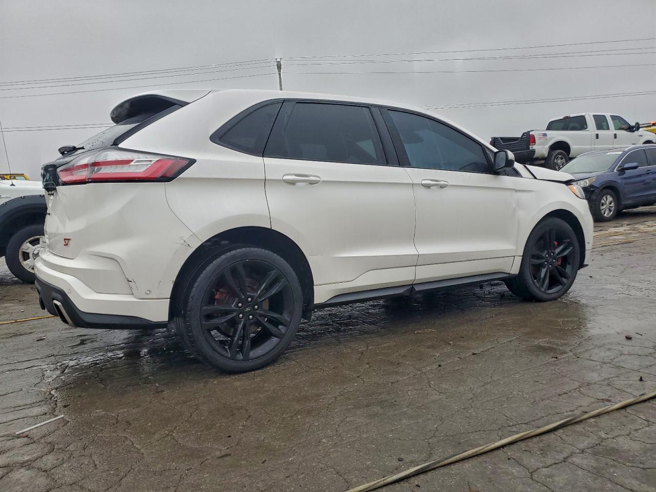 2019 Ford Edge St - Фото 3