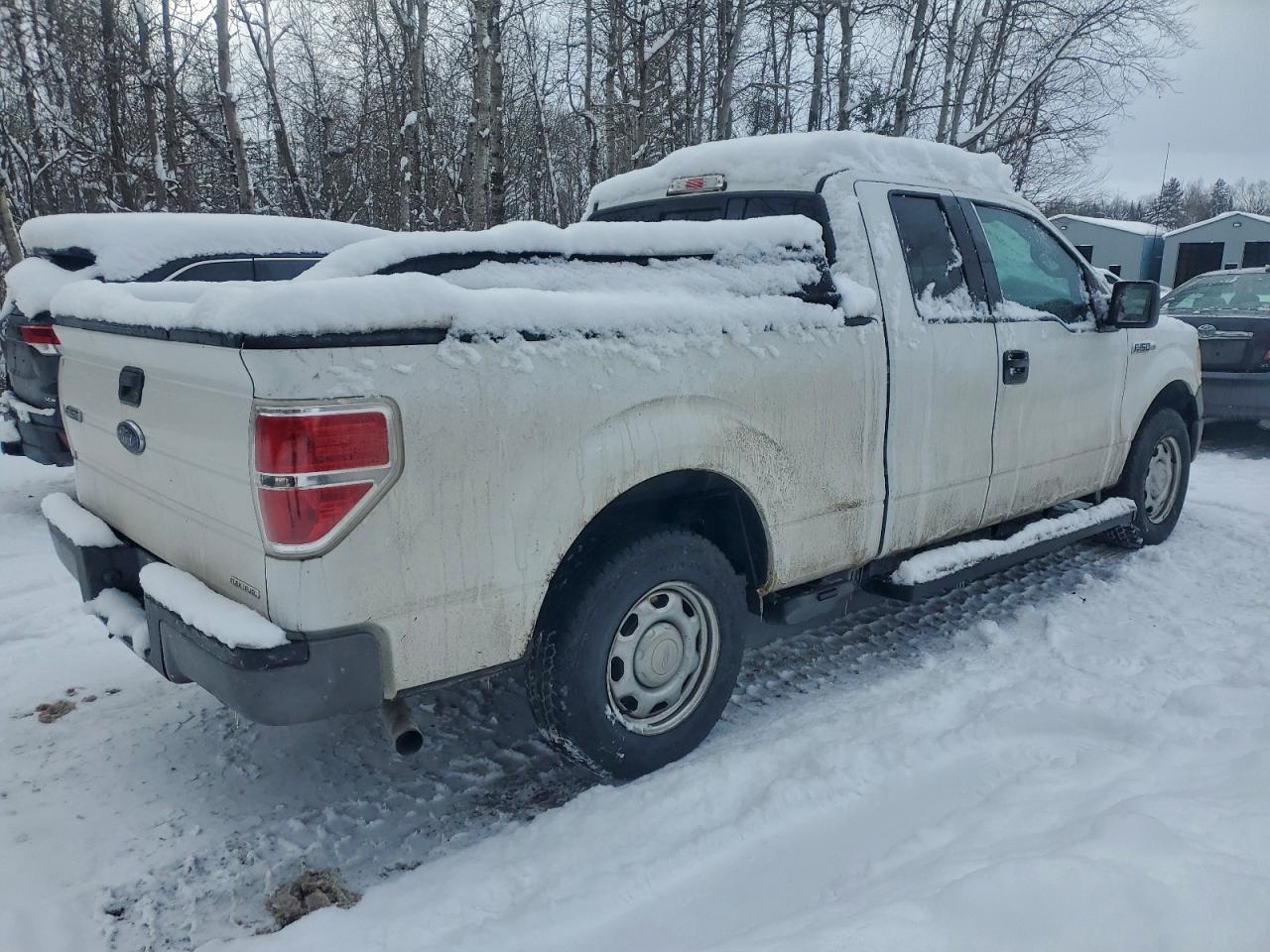 2013 Ford F150 Super Cab - Фото 3